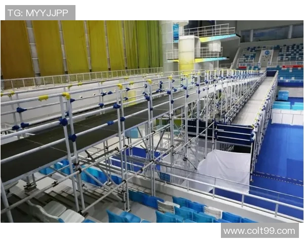 最新体育动态：从球场到更衣室全了解